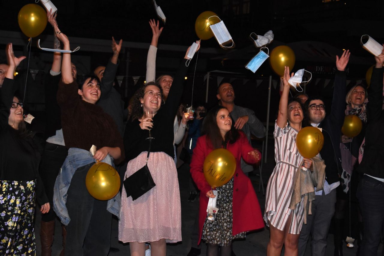 Feest voor afgestudeerde cursisten